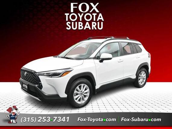 TOYOTA COROLLA CROSS 2022 7MUCAABGXNV030434 image